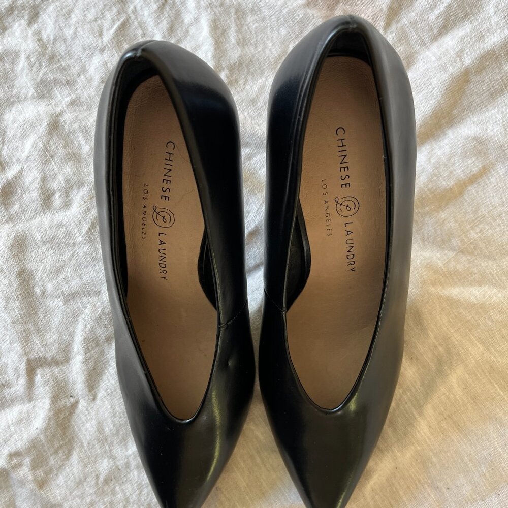 Chinese Laundry Heels - Picture 5 of 8